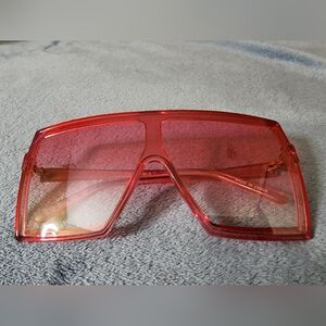 Pink Oversized Shield Sunglasses – Bold Transparent Frame
